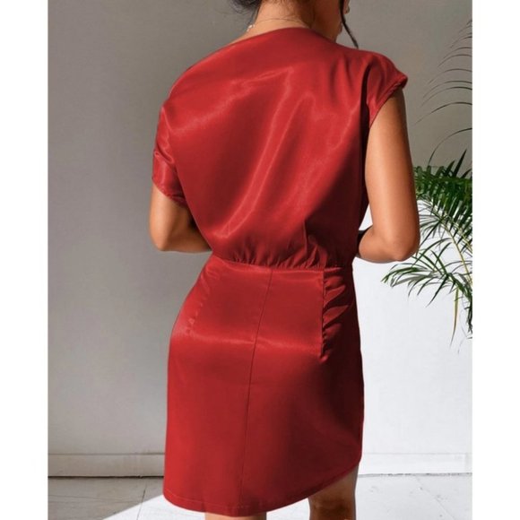 Satin Asymmetrical Neckline Mini Dress Red - Picture 6 of 6